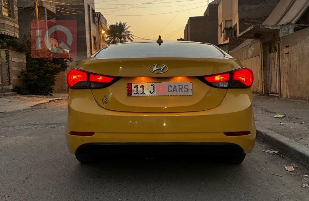 هیوندای ئەلەنترا